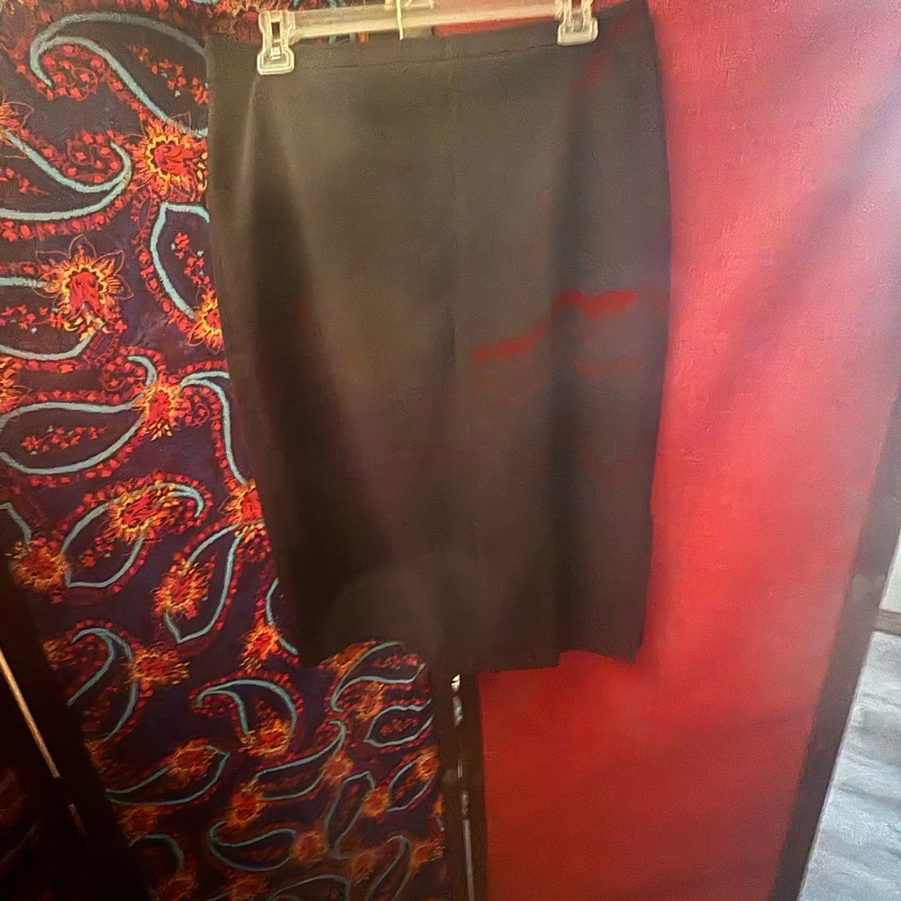 Banana Republic Classic Black Pencil Skirt